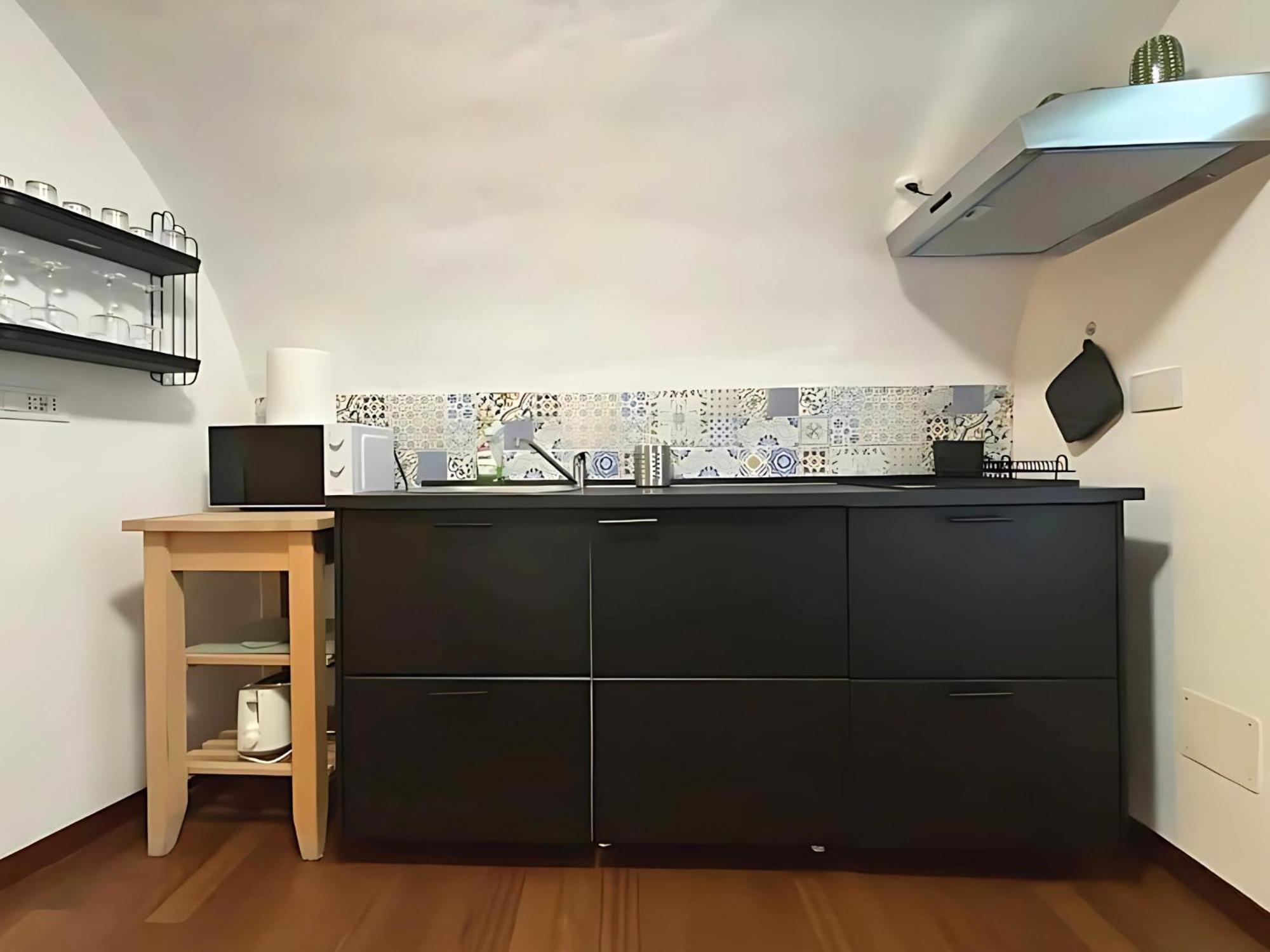 Apartment Palazzo Lomellini Historic Retreat By M3trocubo
